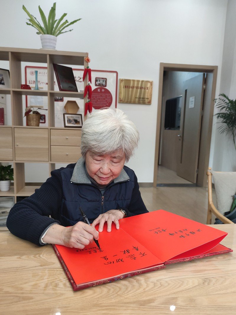 葛雪芝：迎风雪而傲立 怀芝兰于心间